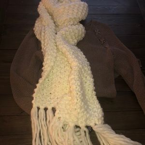 Express Chunky fringe scarf